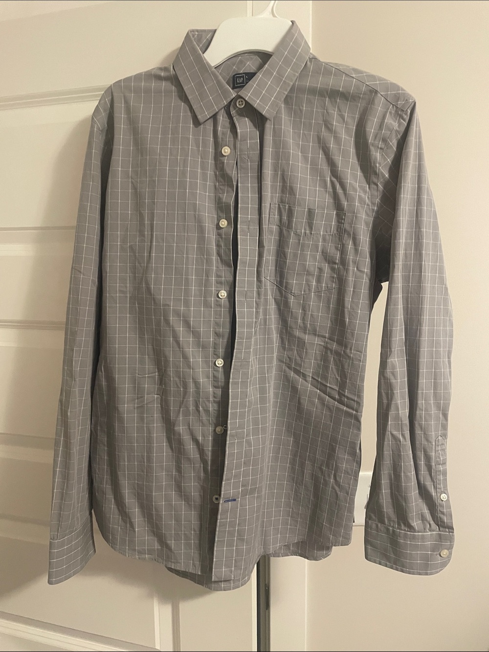 GAP Men’s Gray Windowpane Dress Shirt
